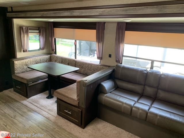 2018 Forest River Cherokee Bunk House 34