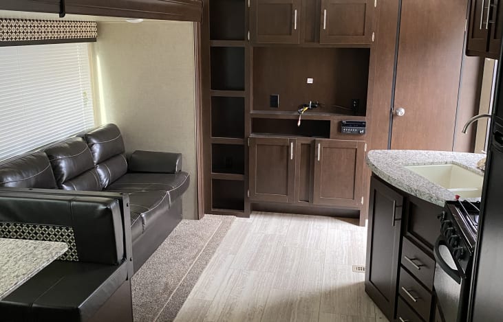 2018 Sportsman LE 34