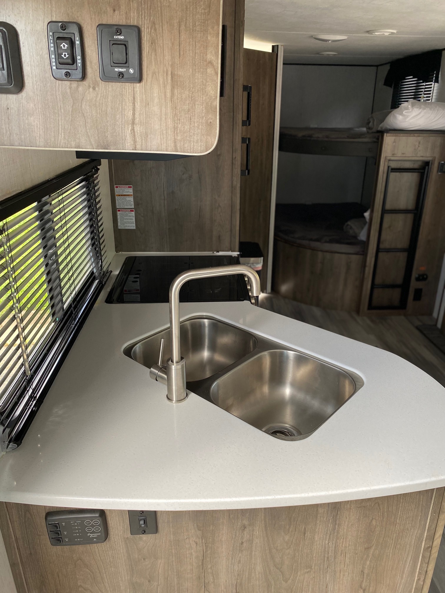 2021 Heartland Pioneer 33