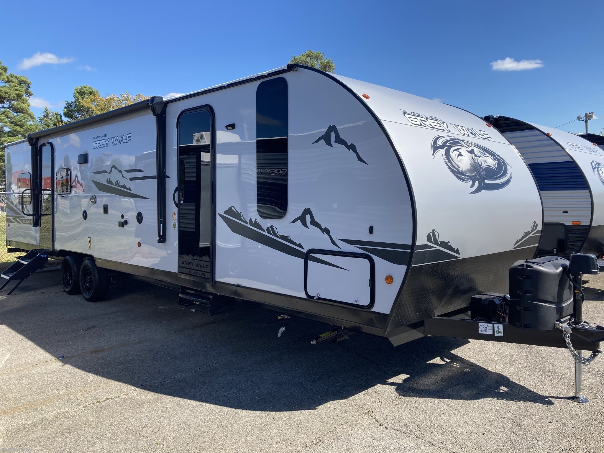 2022 Forest River greywolf black label