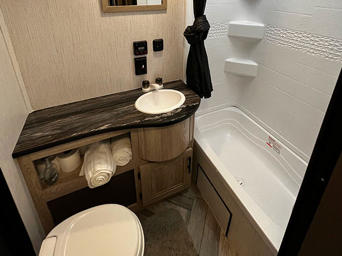 2022 Heartland Prowler 36